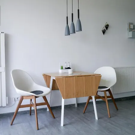 Immermeer, Gemuetliche 50m Vom Ostsee Entfernt, Inkl Bettwaesche Und Kurtaxe 아파트 *